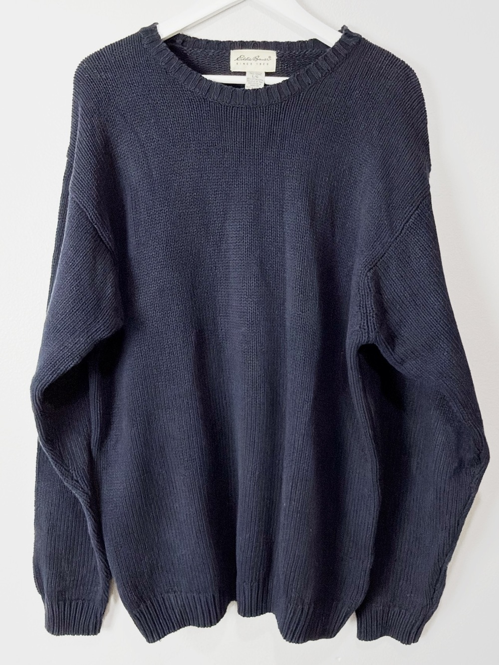 Vintage Eddie Bauer Men’s Navy Blue Knit Sweater Crewneck Size Large